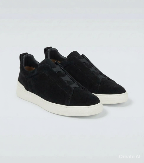 Vogule Off black suede sneaker™