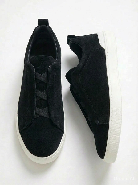 Vogule Off black suede sneaker™